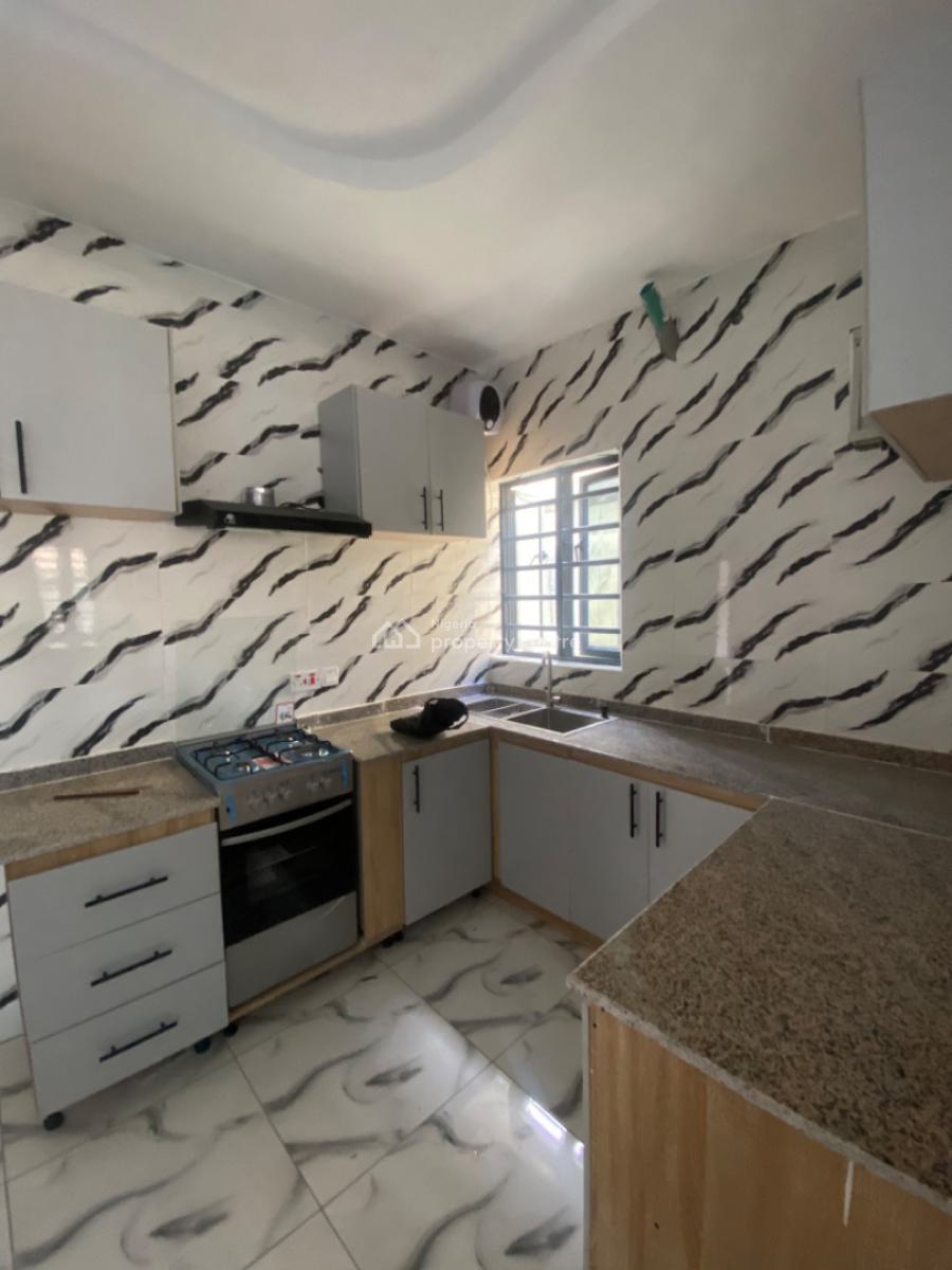 an Executive Two Bedroom Flat, Grace View Estate By Lagos Business Schools Olokonla Ajah, Lekki, Lagos, Flat / Apartment for Rent