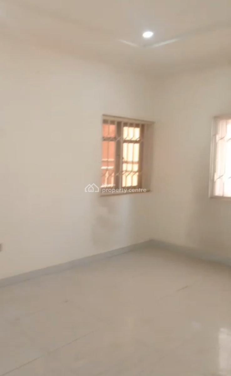 Spacious 3 Bedroom Flat, Wuye, Abuja, Flat / Apartment for Rent