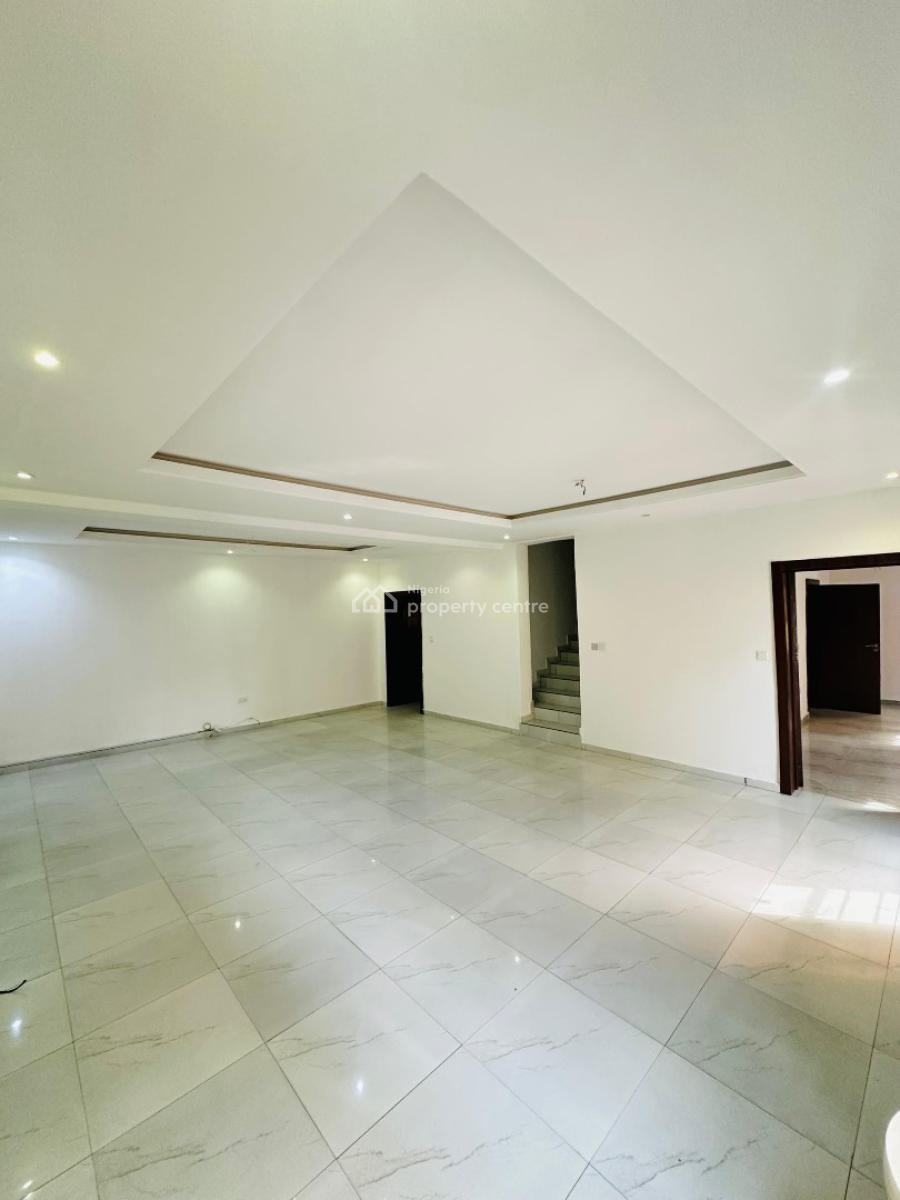 3 Bedroom Maisonnette, Off Hakeem Dickson, Lekki Phase 1, Lekki, Lagos, Terraced Duplex for Rent