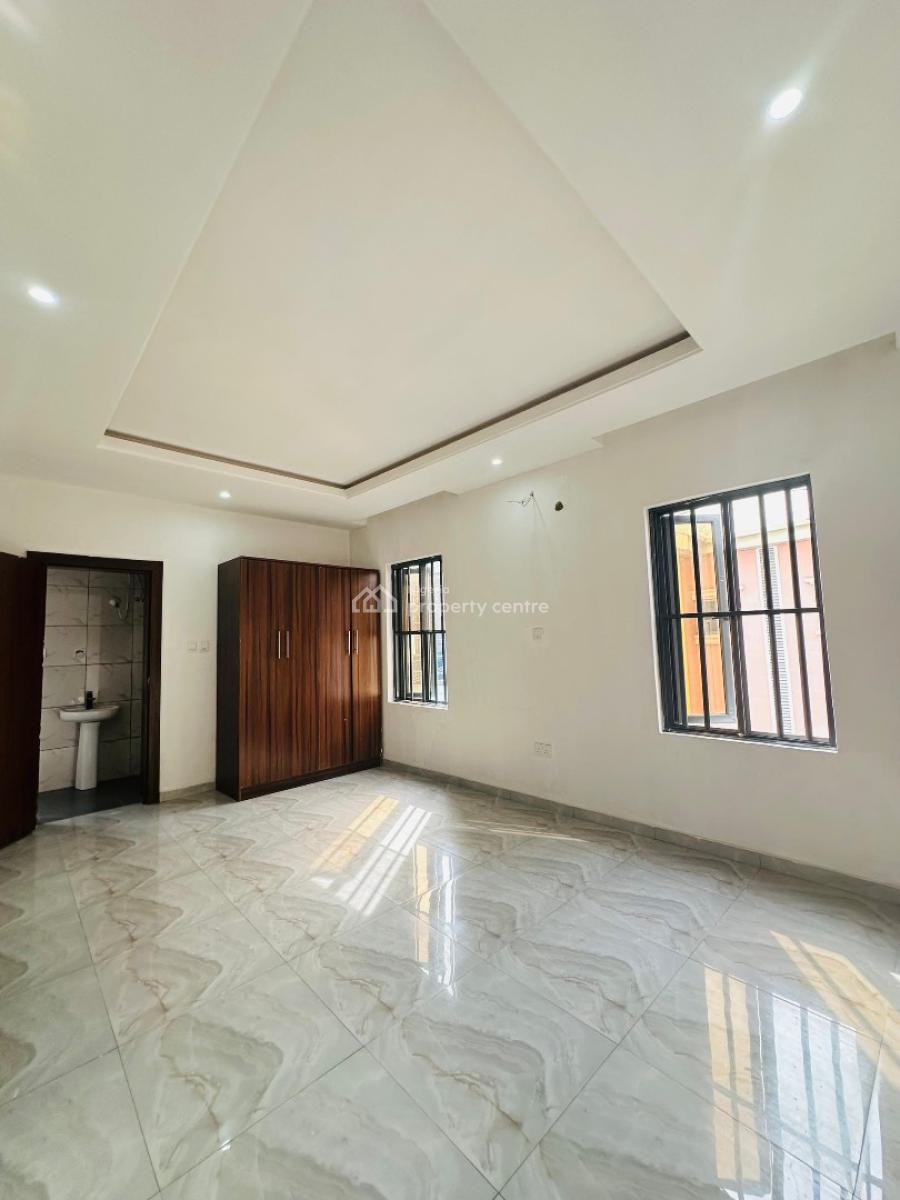 3 Bedroom Maisonnette, Off Hakeem Dickson, Lekki Phase 1, Lekki, Lagos, Terraced Duplex for Rent