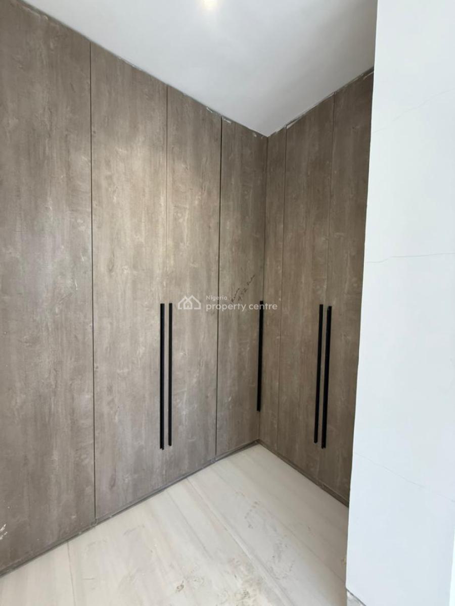 4-bedroom Apartment Perfectly Located, Old Ikoyi, Ikoyi, Lagos, Flat / Apartment for Sale