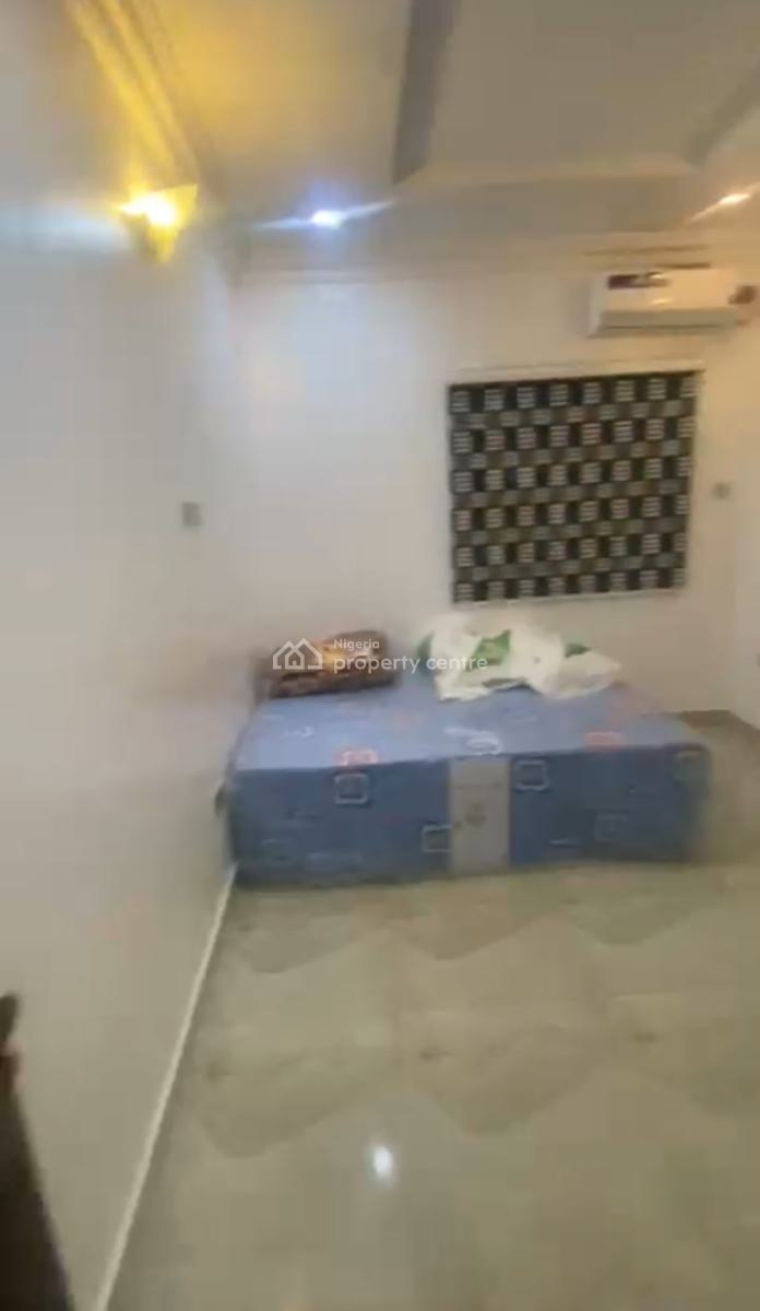 Furnished 2bedroom Upstairs Personal Prepaid Metre,  Band a Electricit, Off Herbert Marcurley, Yaba, Lagos, Flat / Apartment for Rent