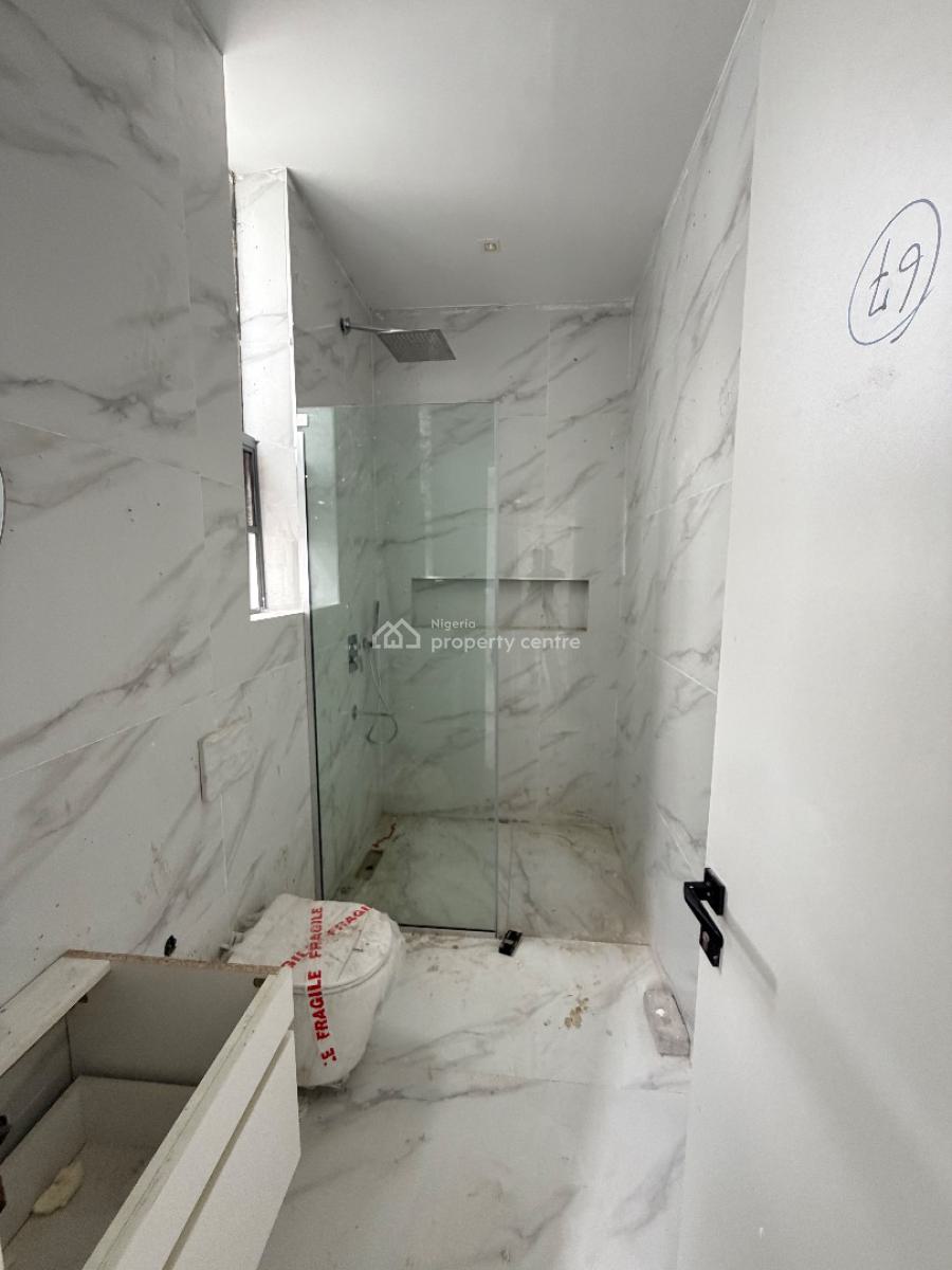 Best 1&2bedroom Apartments in Lekki Phase 1 Lagos, Lekki Phase 1, Lekki, Lagos, Block of Flats for Sale