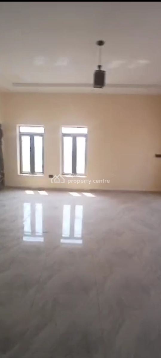 a New Serviced 4-bedroom Terrace Duplex + 1 Bq, Mabushi, Abuja, Terraced Duplex for Rent