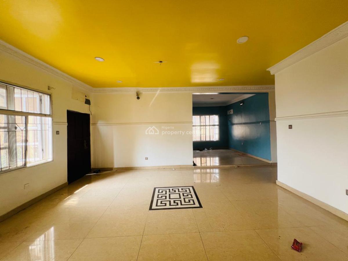 Lovely 3 Bedroom Lovely Flats with Spacious Living Room, Guest Toilet, Lekki Phase 1, Lekki, Lagos, Flat / Apartment for Rent