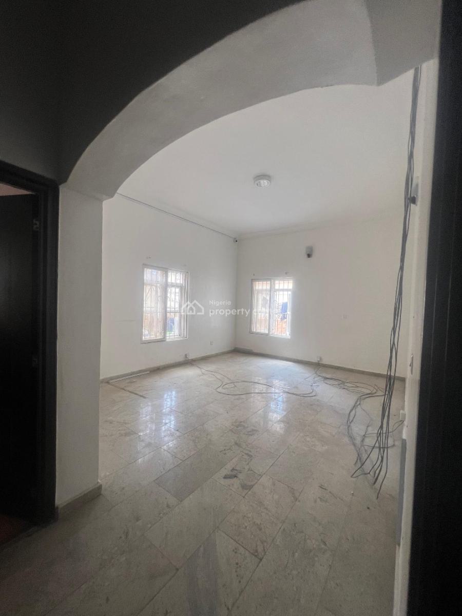 Well Maintained, Four 4️⃣ Bedroom Semi Detached Duplex in Lekki, Lekki Phase 1, Lekki, Lagos, Semi-detached Duplex for Rent