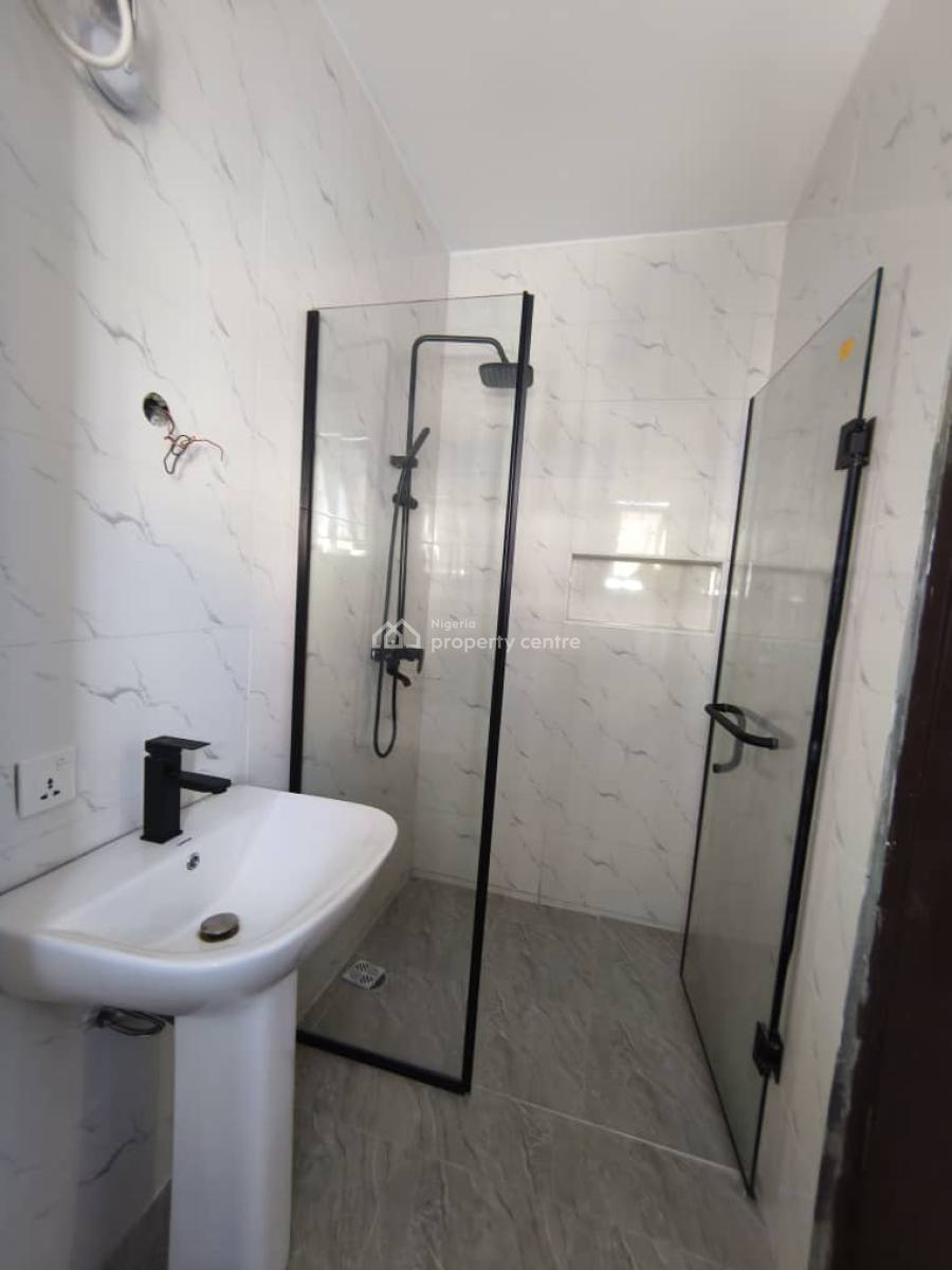 Luxury Well Built 8 Units of 3 Bedroom Apartments with Bq, Lekki Phase 1, Lekki, Lagos, Flat / Apartment for Rent