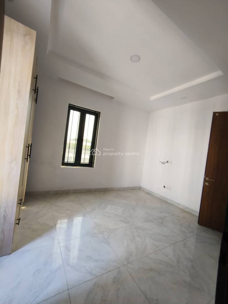 Luxury Well Built 8 Units of 3 Bedroom Apartments with Bq, Lekki Phase 1, Lekki, Lagos, Flat / Apartment for Rent