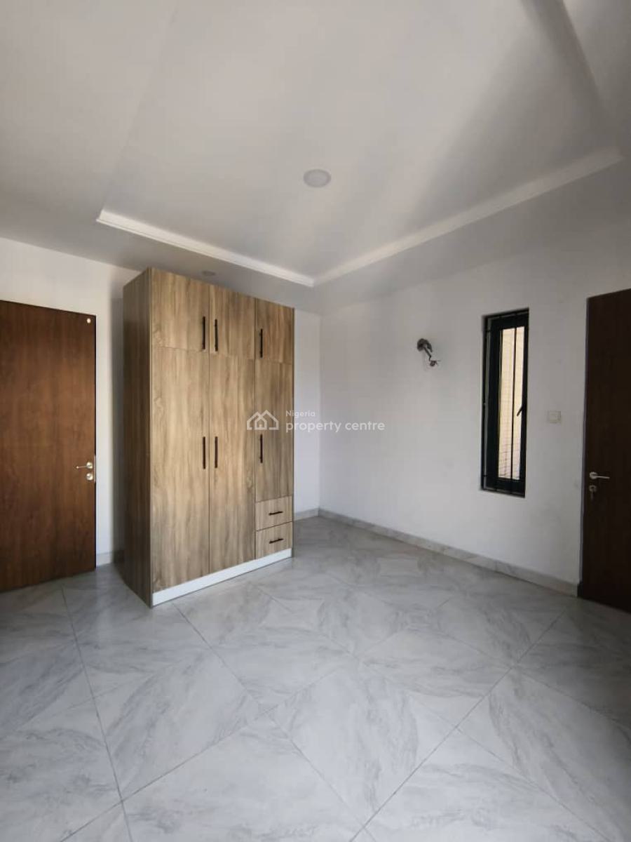 Luxury Well Built 8 Units of 3 Bedroom Apartments with Bq, Lekki Phase 1, Lekki, Lagos, Flat / Apartment for Rent