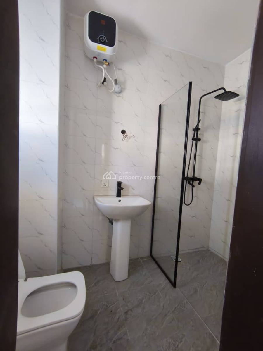 Luxury Well Built 8 Units of 3 Bedroom Apartments with Bq, Lekki Phase 1, Lekki, Lagos, Flat / Apartment for Rent