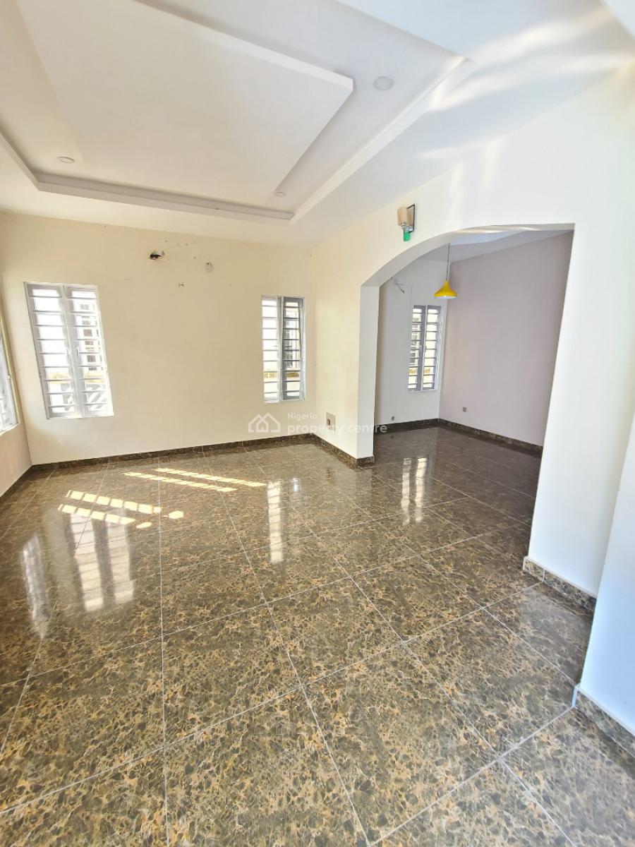 4 Bedroom Semi Detached, Mobil Road, Ajah, Lagos, Semi-detached Duplex for Rent