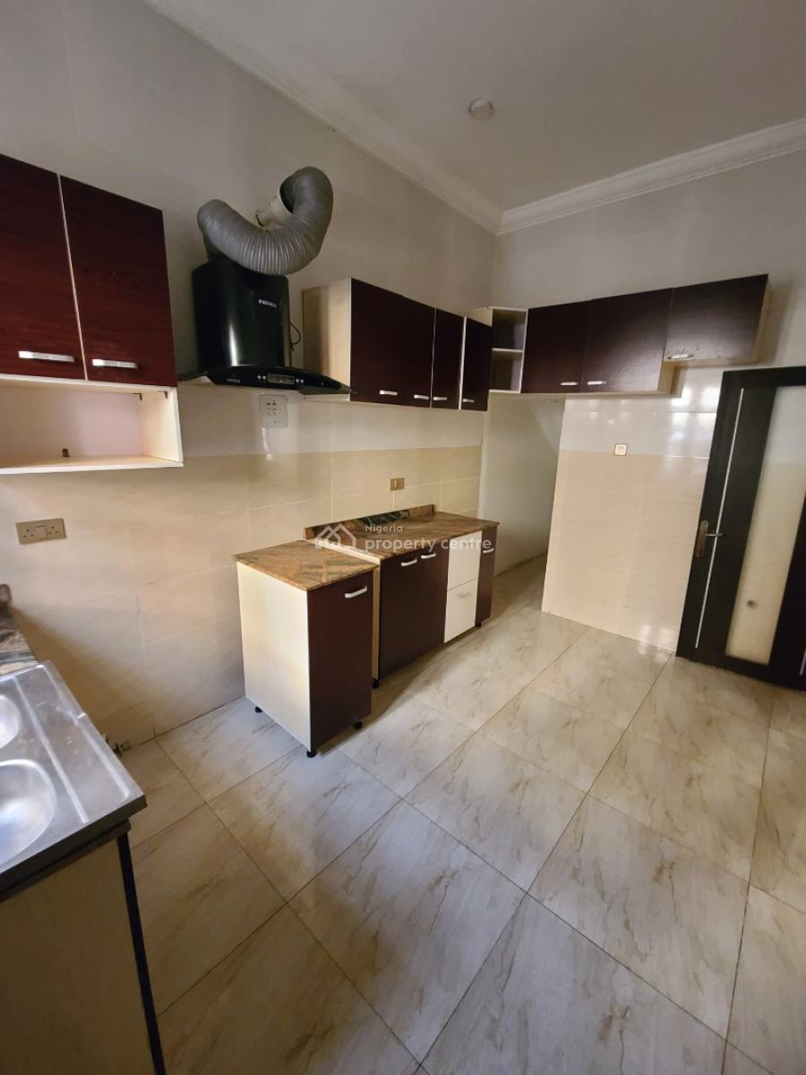 4 Bedroom Semi Detached, Mobil Road, Ajah, Lagos, Semi-detached Duplex for Rent
