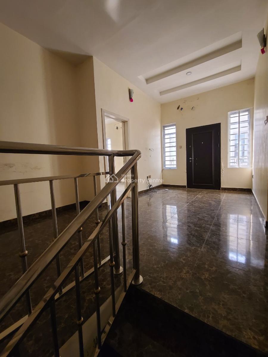 4 Bedroom Semi Detached, Mobil Road, Ajah, Lagos, Semi-detached Duplex for Rent