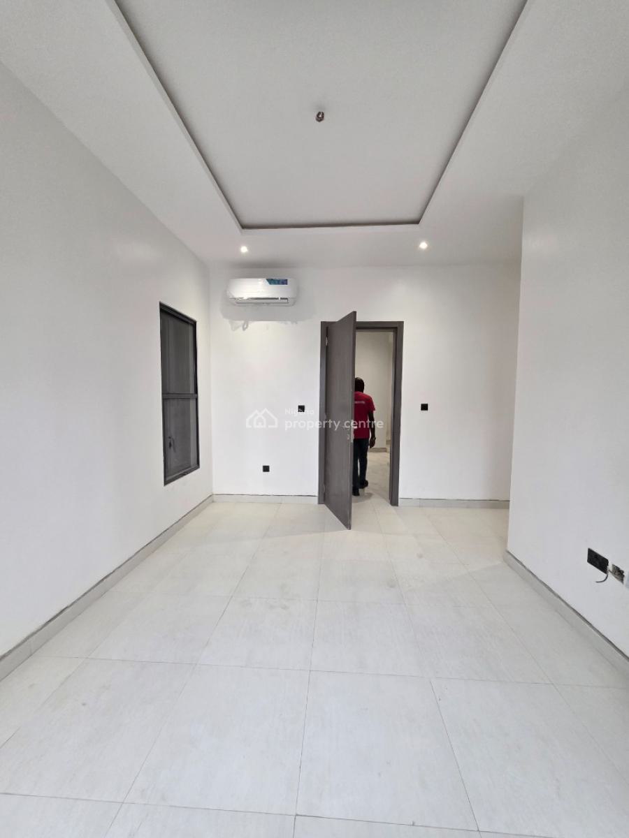 Luxury 4 Bedroom Terrace Duplex with Bq, Guzape District, Abuja, Terraced Duplex for Sale