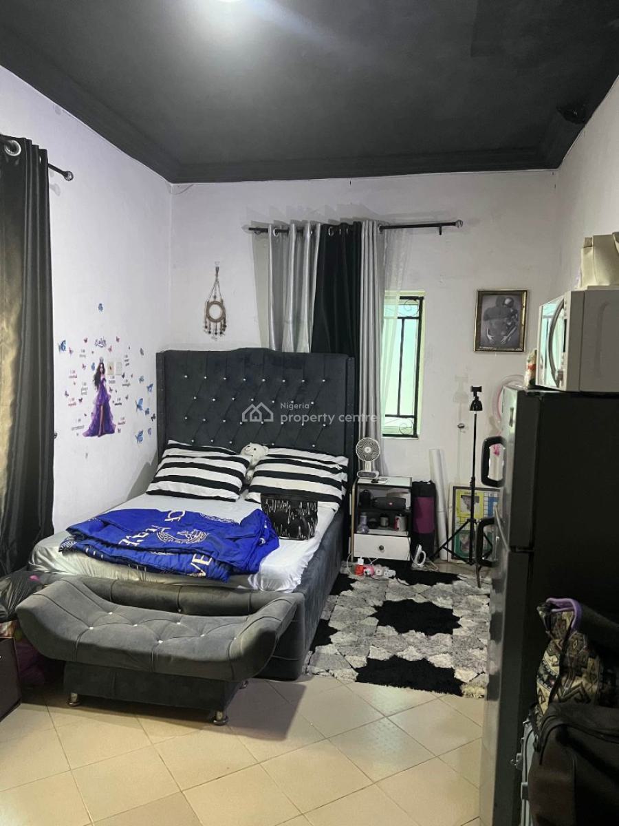 Shared Apartment, New Road, Lekki, Lagos, Self Contain (single Rooms) for Rent