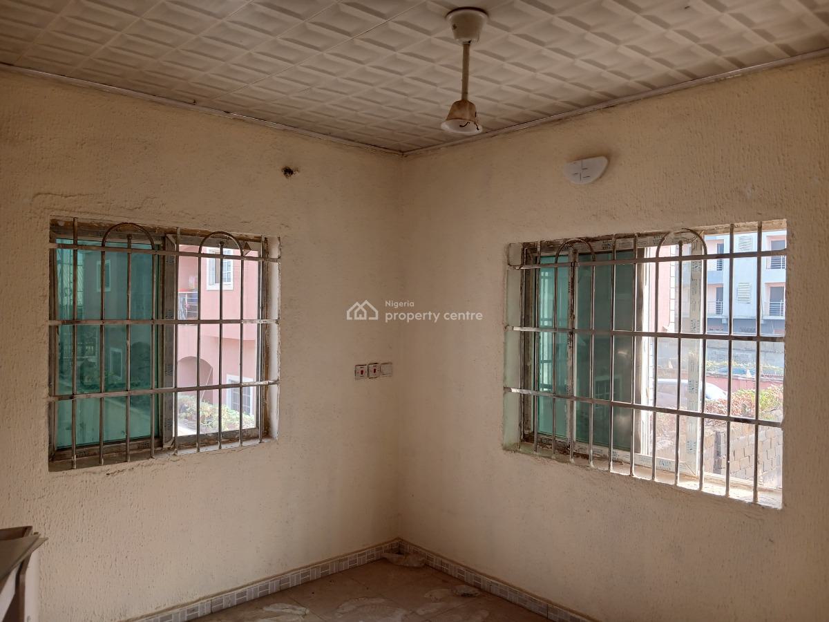1 Bedroom Flat Available, Crd Estate,  Airport Road, Lugbe District, Abuja, Flat / Apartment for Rent