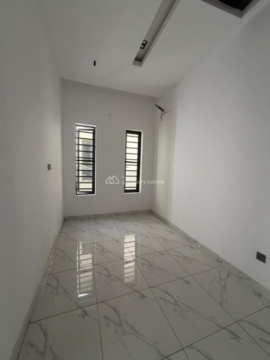 Cozy Luxury: 4-bedroom Semi-detached in Lekki, Orchid, Lekki, Lagos, Semi-detached Duplex for Rent