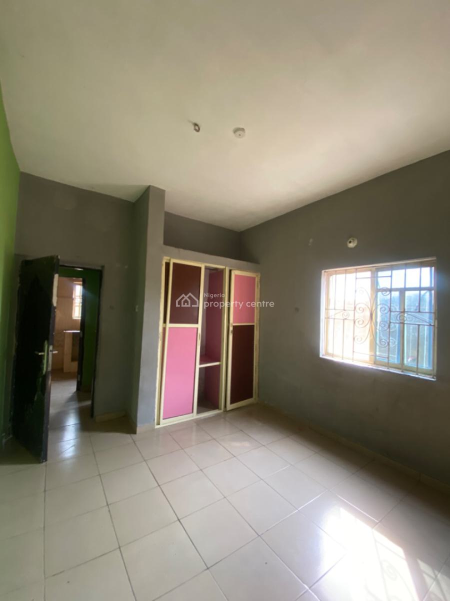 1 Bedroom Apartment with 2 Toilets, Doris Hotel Road, Umoma Igwuruta, Port Harcourt, Rivers, Flat / Apartment for Rent