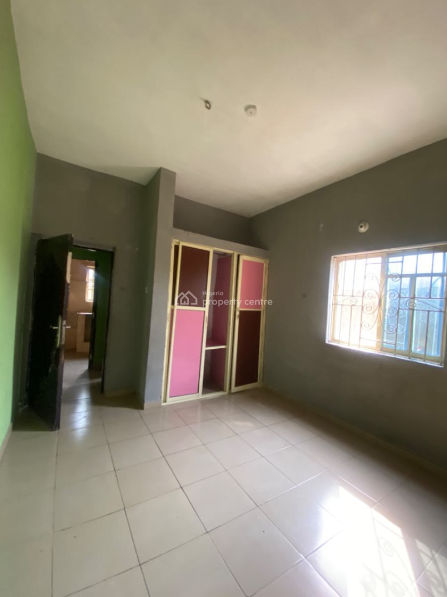 1 Bedroom Apartment with 2 Toilets, Doris Hotel Road, Umoma Igwuruta, Port Harcourt, Rivers, Flat / Apartment for Rent
