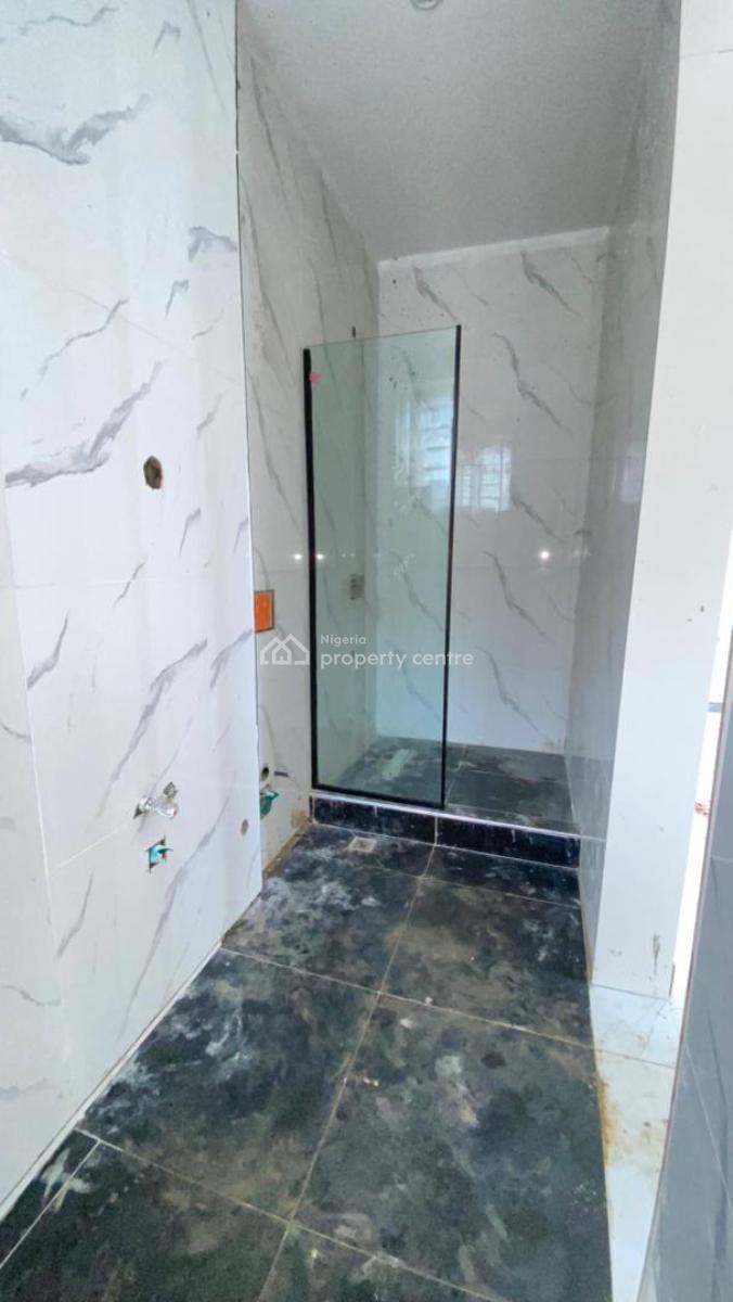 Nicely Built 3 Bedroom with Swimming Pool, Gym and Elevator, Lekki Phase One, Lekki, Lagos, Flat / Apartment for Sale