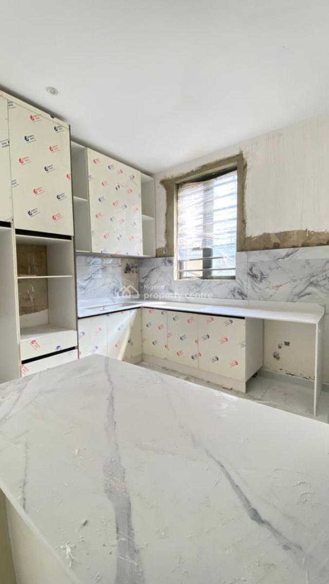 Nicely Built 3 Bedroom with Swimming Pool, Gym and Elevator, Lekki Phase One, Lekki, Lagos, Flat / Apartment for Sale