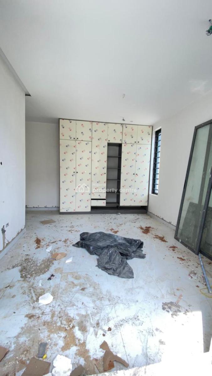 Nicely Built 3 Bedroom with Swimming Pool, Gym and Elevator, Lekki Phase One, Lekki, Lagos, Flat / Apartment for Sale