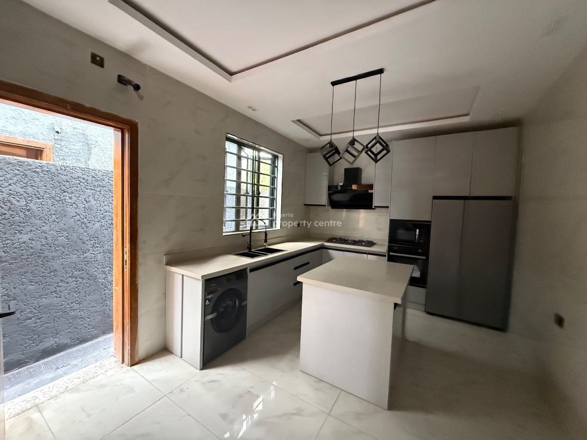 5 Bedroom Fully Detavhed Duplex with Bq, Ologolo, Lekki, Lagos, Detached Duplex for Sale