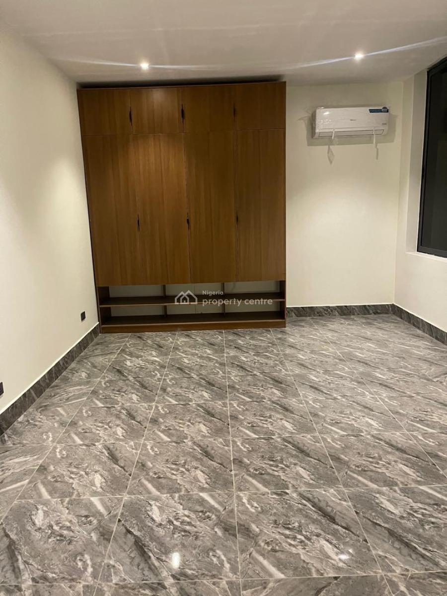 Serviced 3 Bedroom Masionette + Bq, Ikoyi, Lagos, Flat / Apartment for Rent