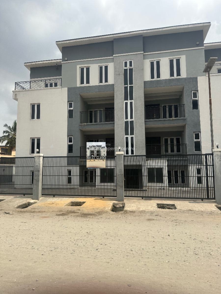 3 Bedroom Apartment with a Bq, Surulere, Lagos, Block of Flats for Sale