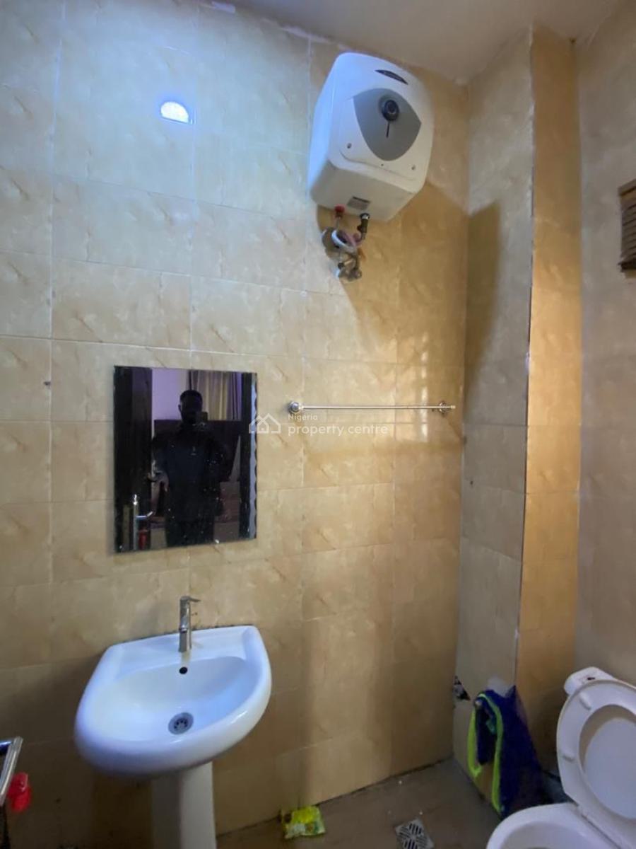 Luxury 2 Bedroom Flat, Peninsula Garden Estate, Behind Blenco, Ajah, Lagos, Flat / Apartment for Rent