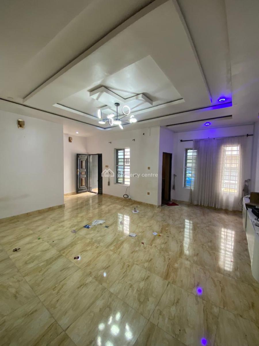 Luxury 2 Bedroom Flat, Peninsula Garden Estate, Behind Blenco, Ajah, Lagos, Flat / Apartment for Rent