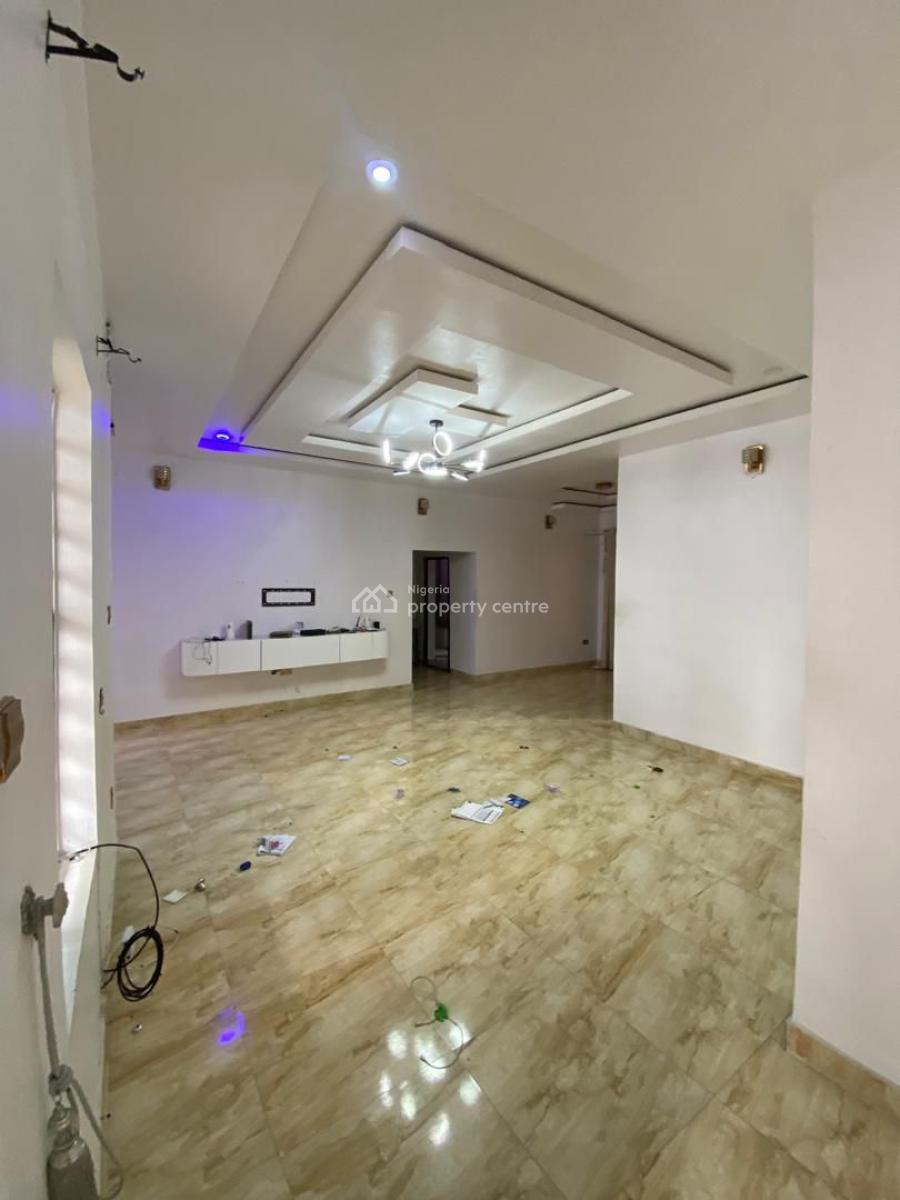 Luxury 2 Bedroom Flat, Peninsula Garden Estate, Behind Blenco, Ajah, Lagos, Flat / Apartment for Rent