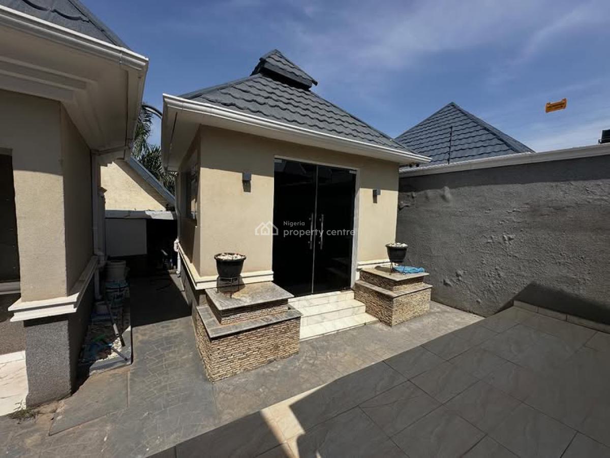 Furnished 3bedroom Bungalow with a Gym,pool& Inverter, Galadimawa, Abuja, Detached Bungalow for Sale