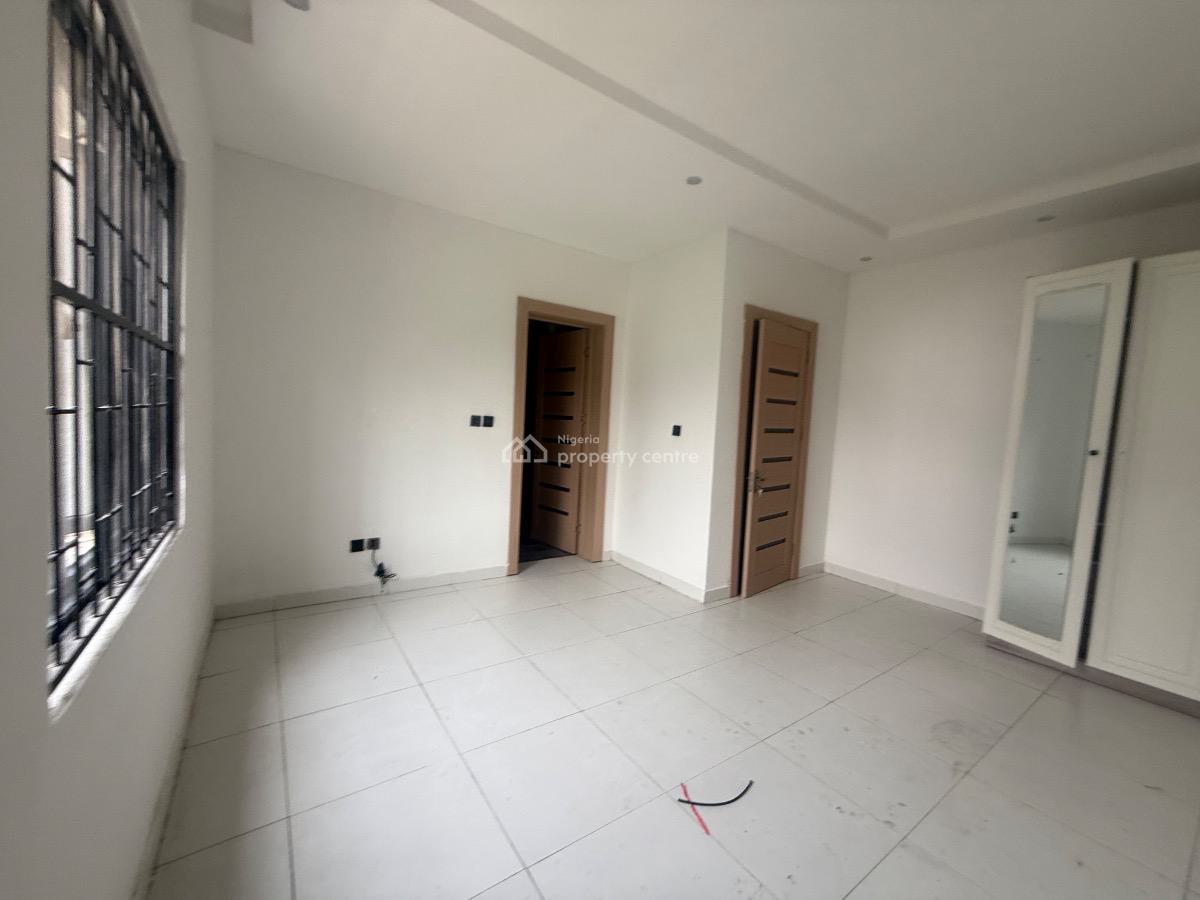 Luxury 4 Bedroom Terrace Duplex in a Secured Estate, Ikoyi, Lagos, Terraced Duplex for Sale