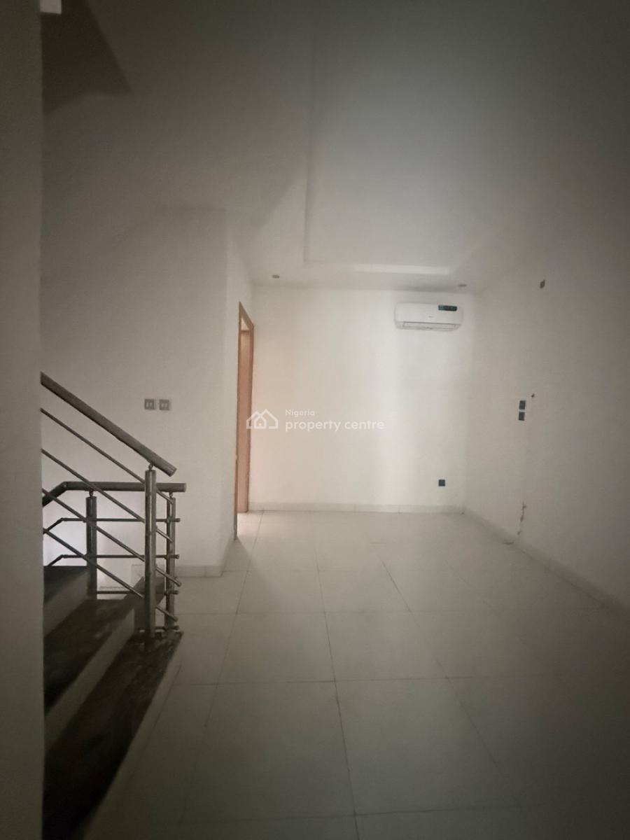 Luxury 4 Bedroom Terrace Duplex in a Secured Estate, Ikoyi, Lagos, Terraced Duplex for Sale