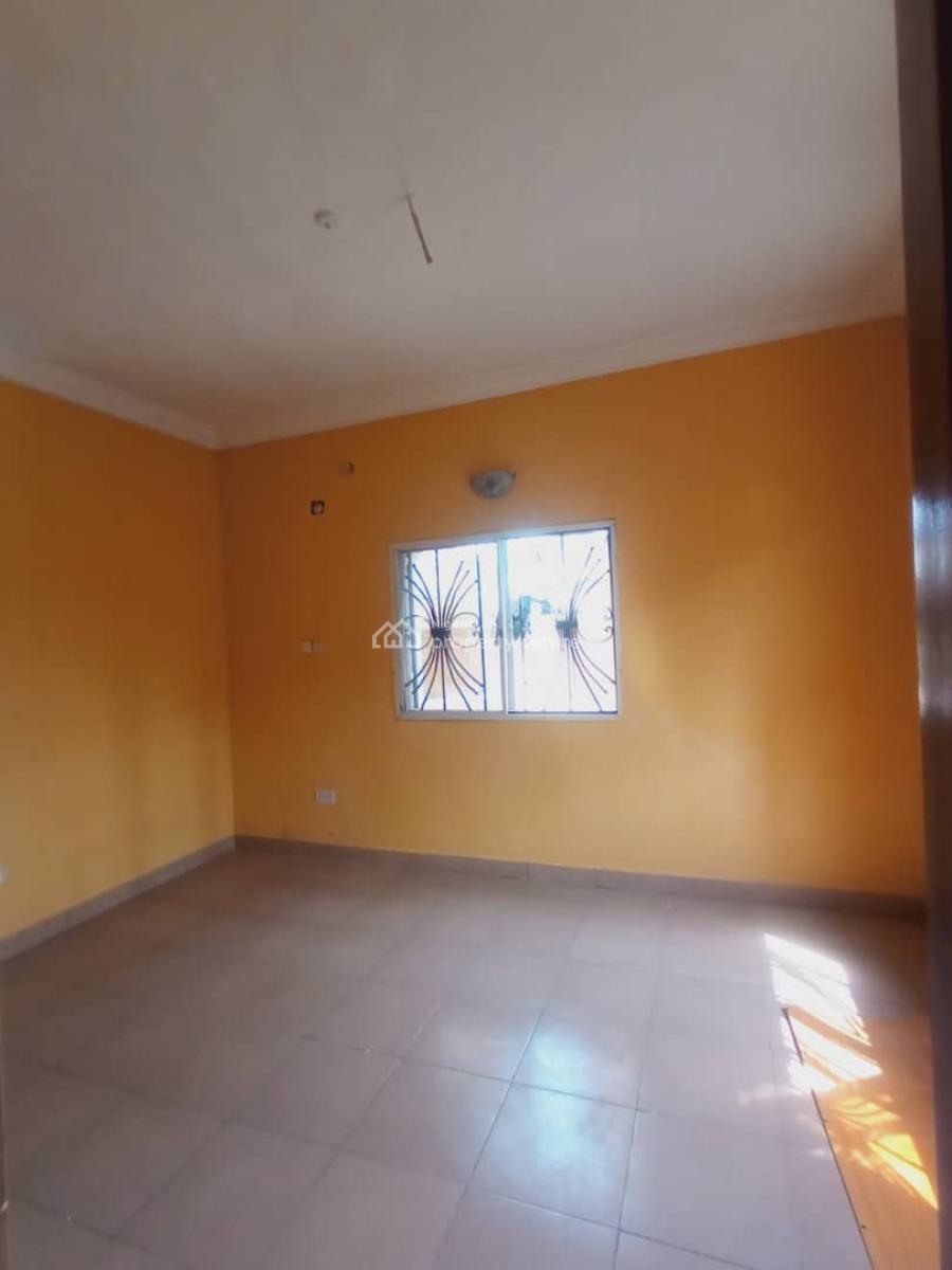 Self Servicef 3 Bedrooom Apartment All Rooms En-suite, Off Mobile Road, Ilaje, Ajah, Lagos, Flat / Apartment for Rent