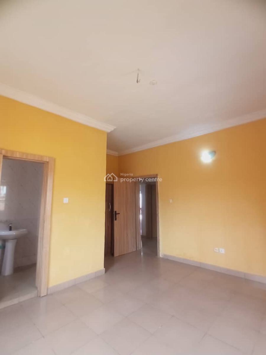 Self Servicef 3 Bedrooom Apartment All Rooms En-suite, Off Mobile Road, Ilaje, Ajah, Lagos, Flat / Apartment for Rent