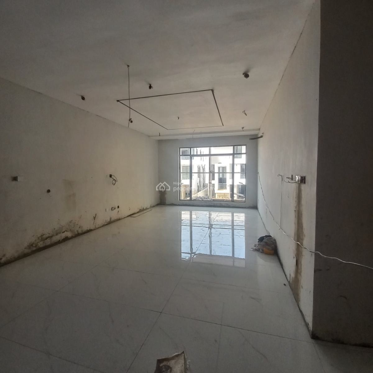 Lovely 2 Bedroom Apartment with Pool and Elevator, Lekki Phase 1, Lekki, Lagos, Flat / Apartment for Sale