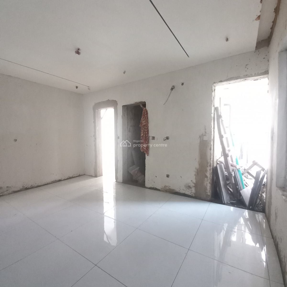 Lovely 2 Bedroom Apartment with Pool and Elevator, Lekki Phase 1, Lekki, Lagos, Flat / Apartment for Sale