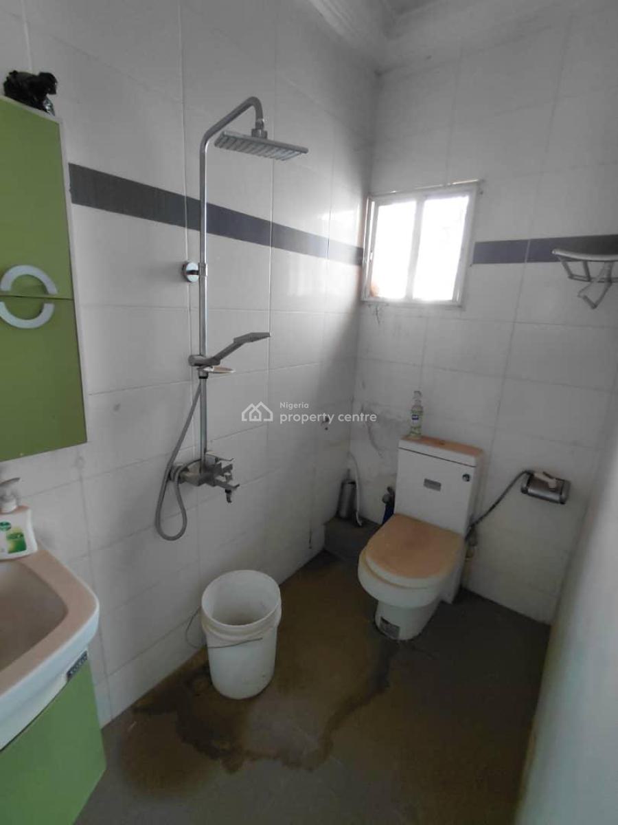 4 Bedroom with Twin 2 Bedroom Duplex, Victory Garden Estate, Via Akoto 1st Gate, Elebu, Ibadan, Oyo, Block of Flats for Sale