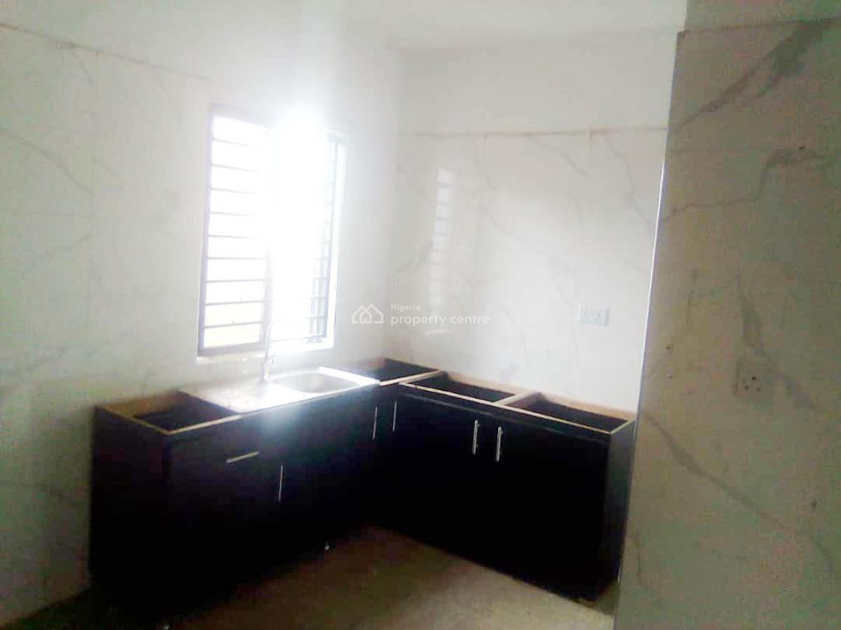 Newly Renovated 2 Bedroom Apartment, Ikeja, Lagos, Flat / Apartment for Rent