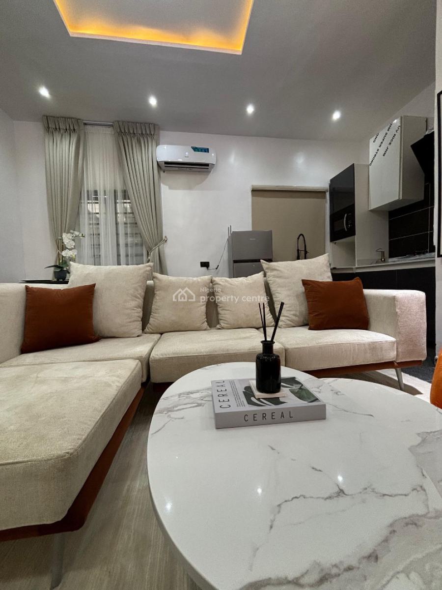 One Bedroom Apartment, Lekki Phase 1, Lekki, Lagos, Mini Flat (room and Parlour) Short Let