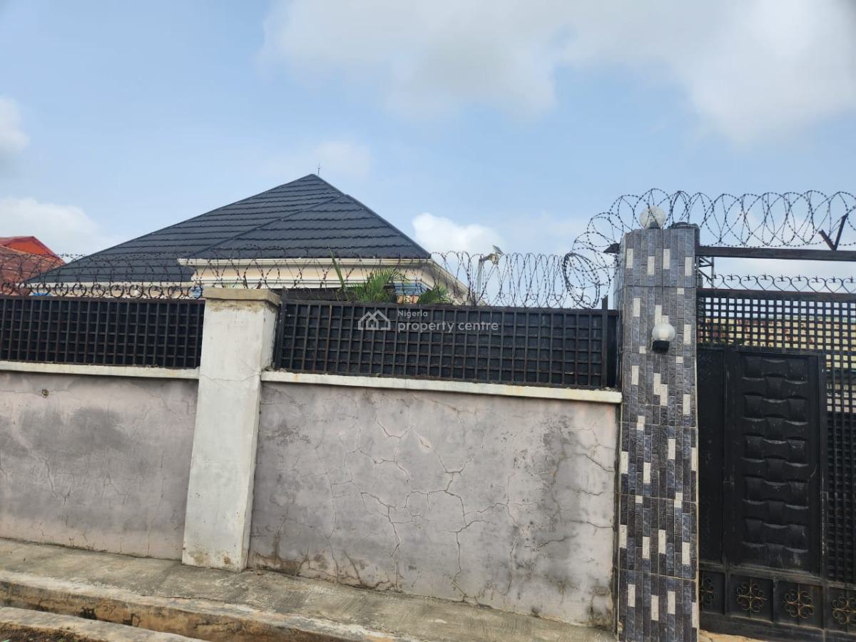 3 Bedroom Bungalow, Elebu Area Off Akala Express, Ibadan, Oyo, Detached Bungalow for Sale