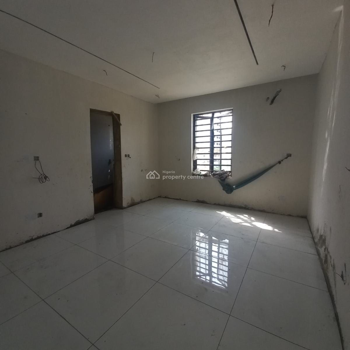 Beautiful One Bedroom Apartment with Pool and Elevator, Lekki Phase 1, Lekki, Lagos, Flat / Apartment for Sale