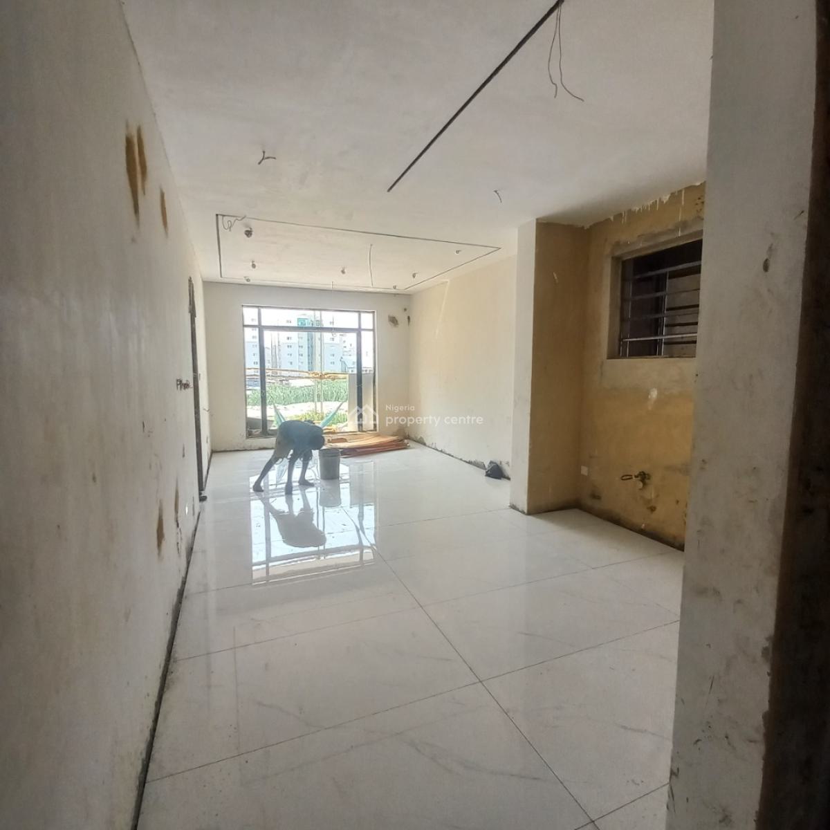 Beautiful One Bedroom Apartment with Pool and Elevator, Lekki Phase 1, Lekki, Lagos, Flat / Apartment for Sale