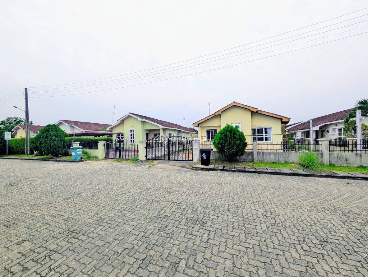 4 Bedroom Detached with The Bq in a Secured Gated Estate, Napier Gardens, Ikota, Lekki, Lagos, Detached Duplex for Sale