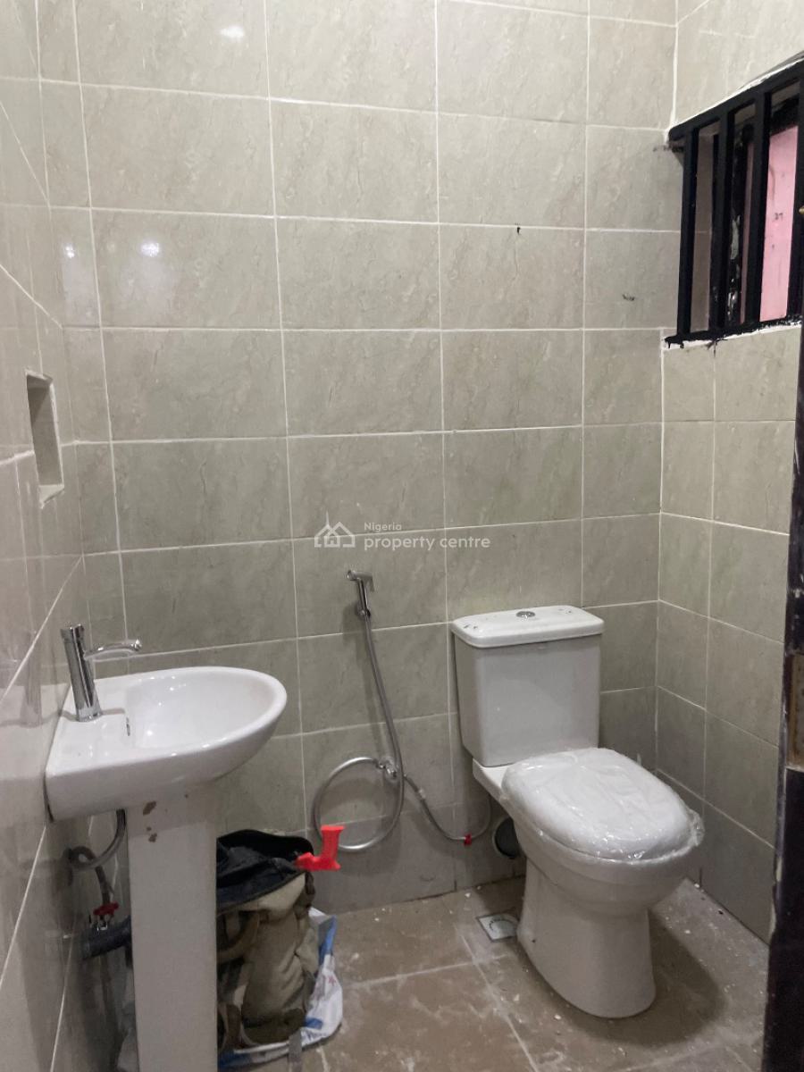 Standard 3 Bedroom Block of Flats, 777 Charles Owamba Street, Wuye, Abuja, Flat / Apartment for Rent