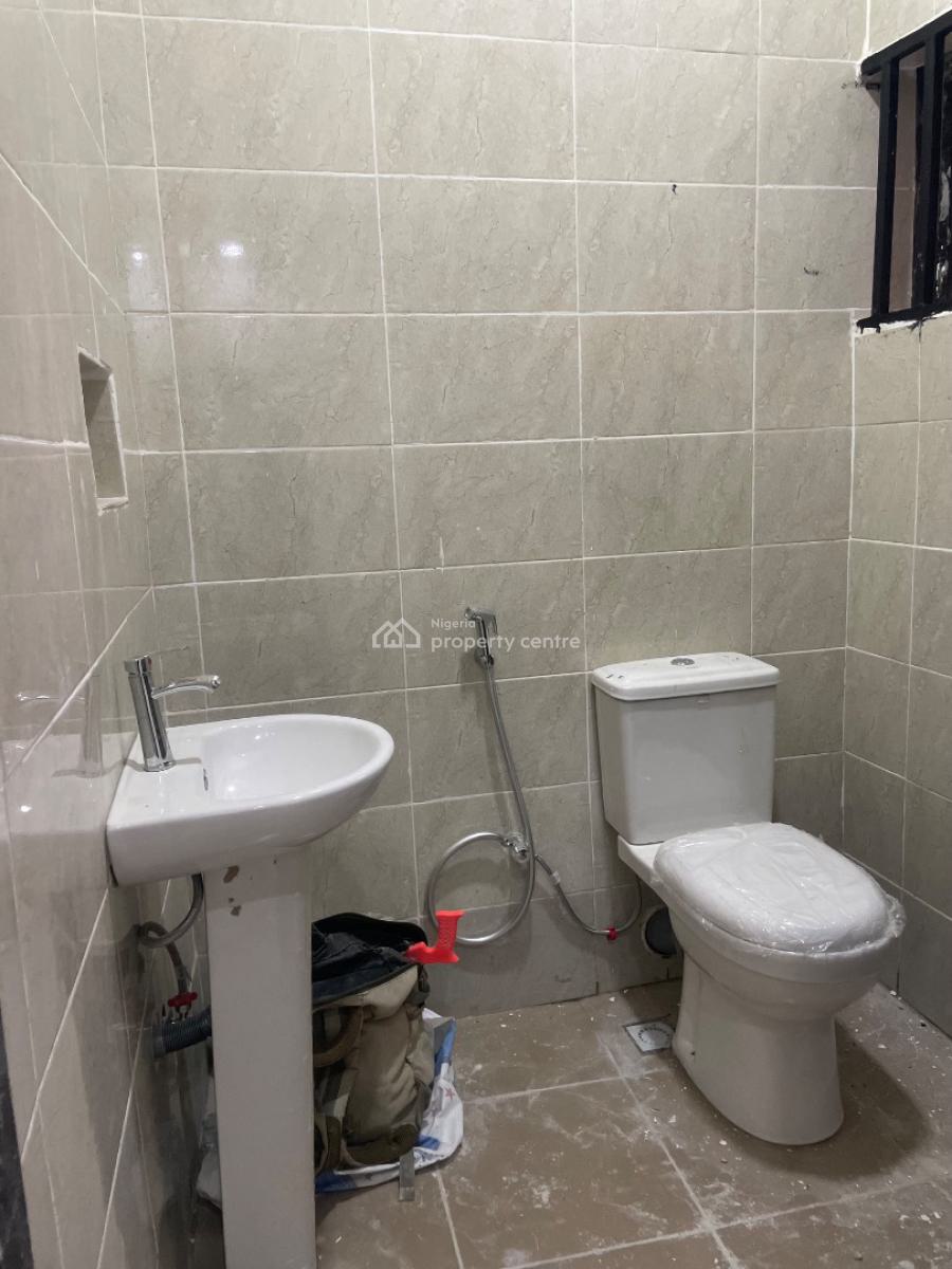 Standard 3 Bedroom Block of Flats, 777 Charles Owamba Street, Wuye, Abuja, Flat / Apartment for Rent