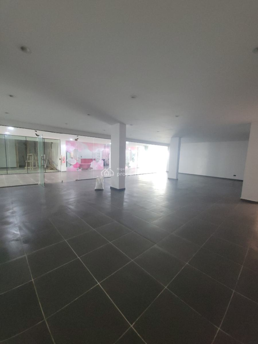 Commercial Property, Lekki Phase 1, Lekki, Lagos, Plaza / Complex / Mall for Rent