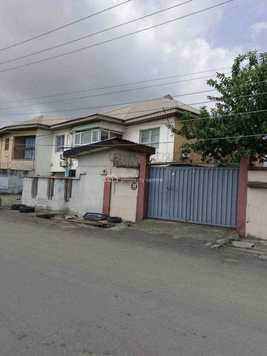 Elegantly Built Corner Piece 2 Wings of 4 Bedroom Duplex, Sitting on 700 Sq Mtrs, Off Eric Moore, Eric Moore, Surulere, Lagos, Semi-detached Duplex for Sale